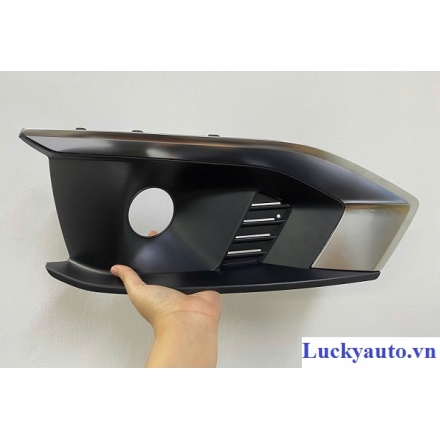 Ốp vỏ đèn gầm xe Audi A4 2.0-2023_ 8W0807681AK3Q7